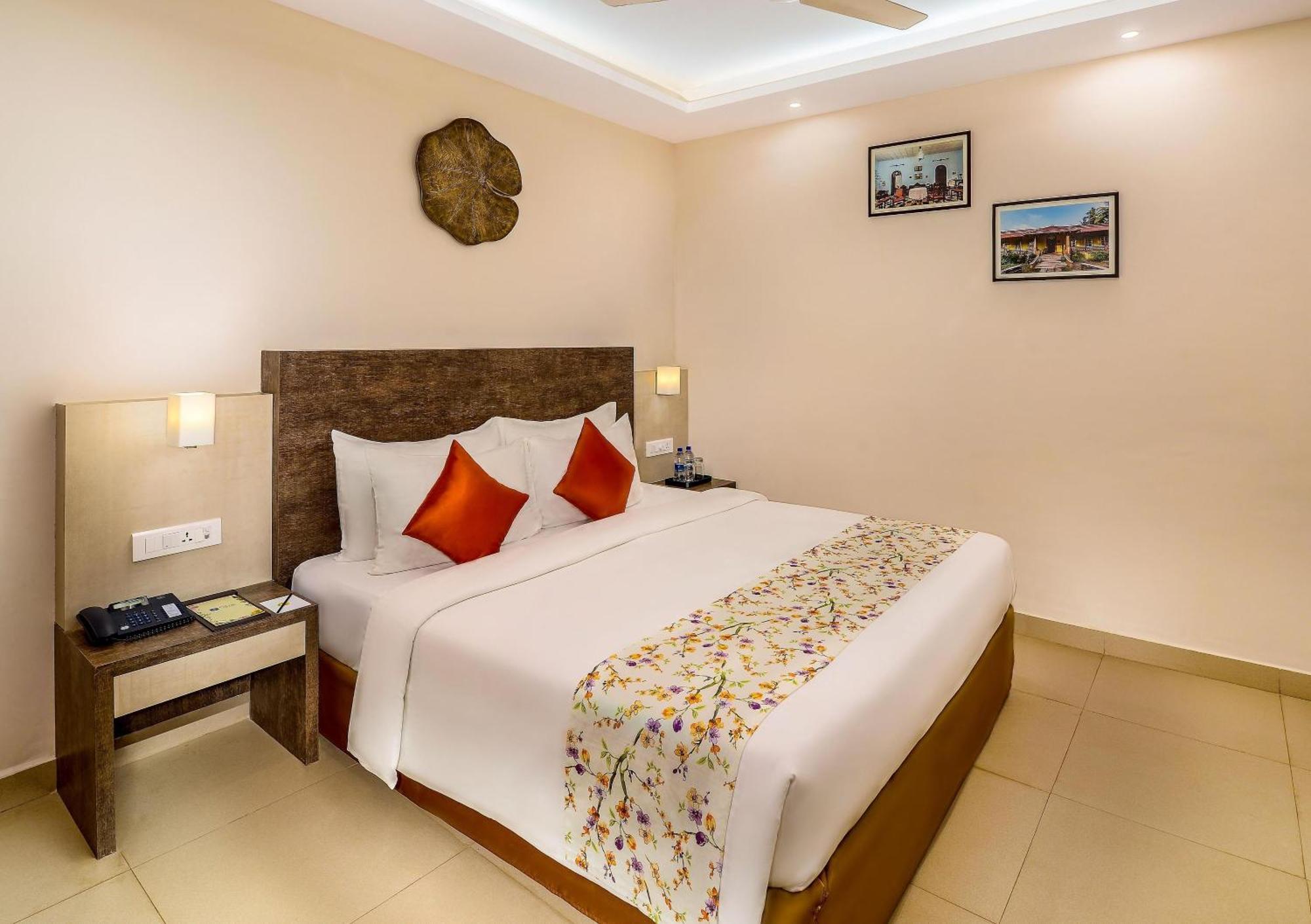 Hotel White Rose Igi Airport New Delhi Exterior photo